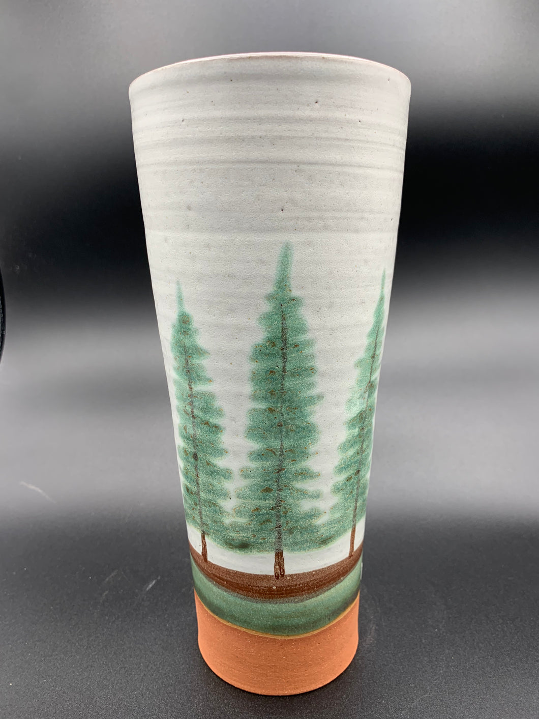 PEI hedgerow vase