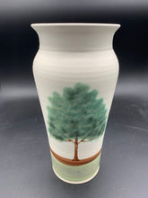 Load image into Gallery viewer, PEI hedgerow vase
